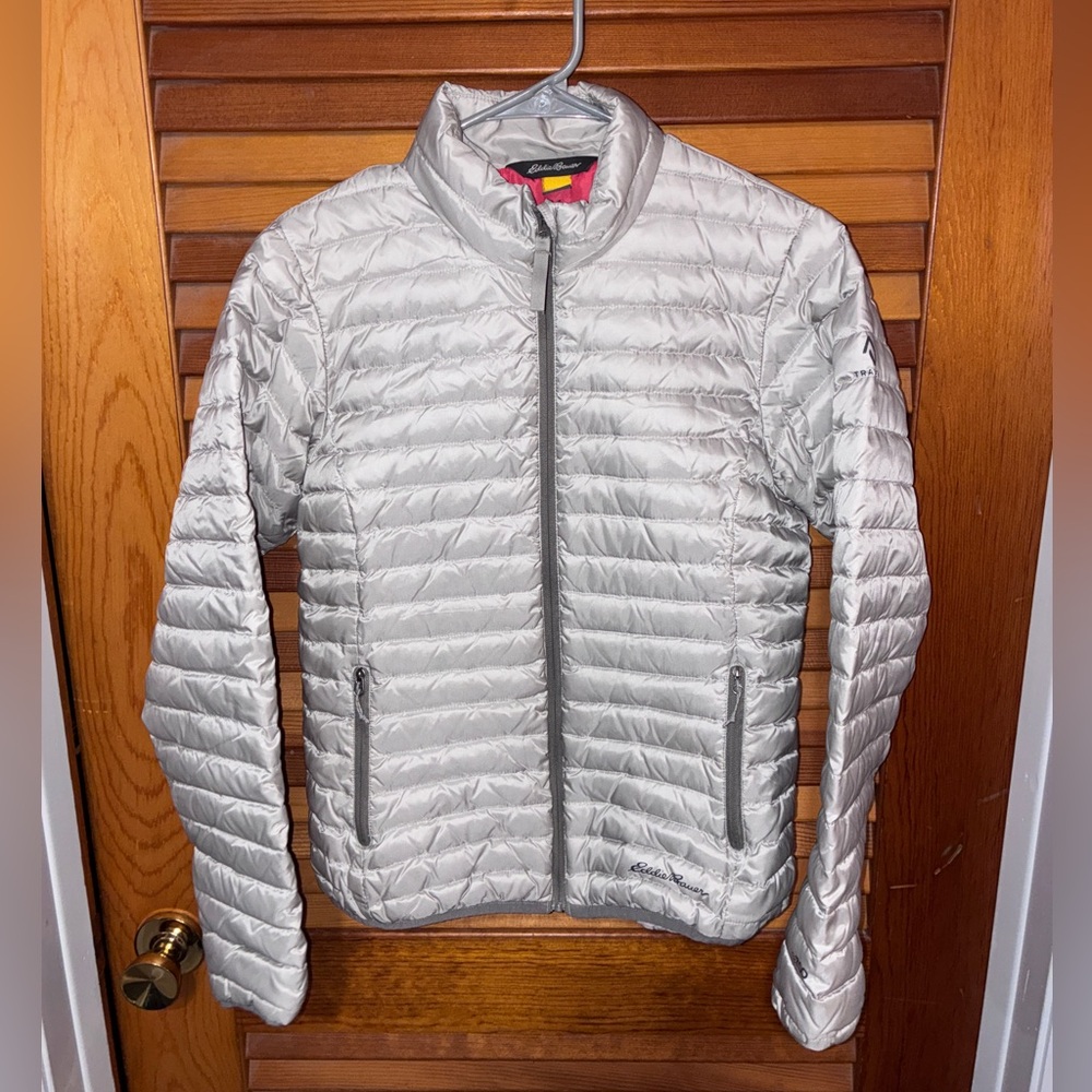 Eddie Bauer Women’s 700 Down Silver Packable Quilted Puffer Jacket - size XS